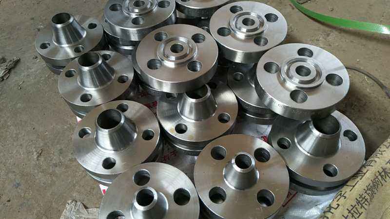 鋼板法蘭和鍛打法蘭的區(qū)別？